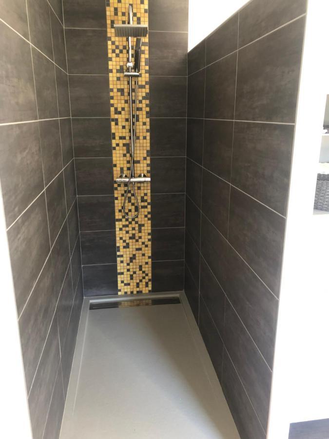 Les Vieille Tuiles Apartment Cudos Екстериор снимка