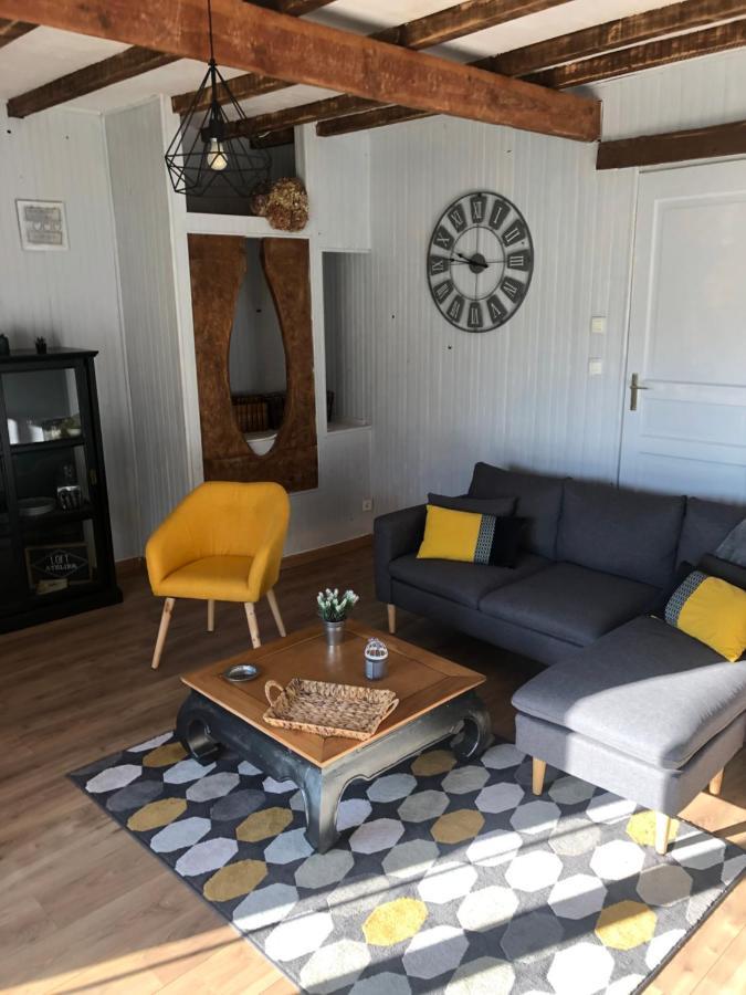 Les Vieille Tuiles Apartment Cudos Екстериор снимка